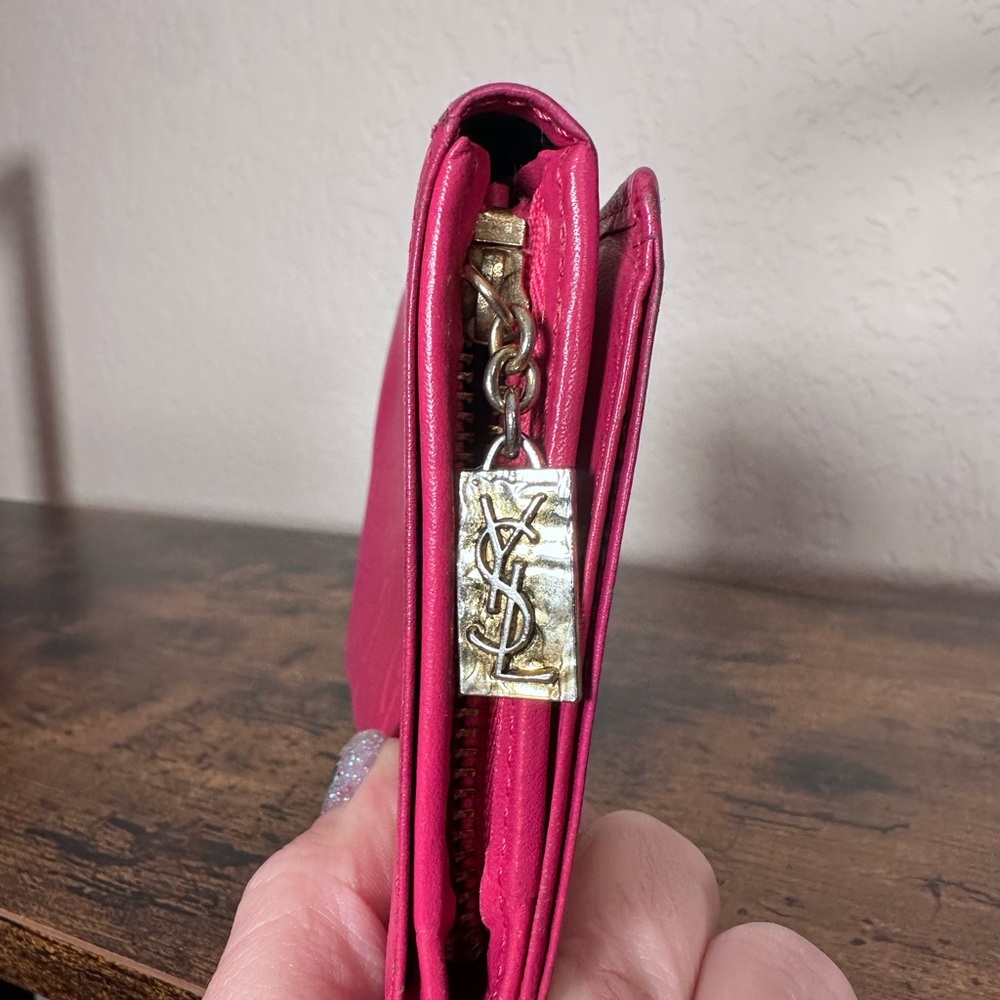 Authentic YSL Yves Saint Laurent Vibrant Pink Leather Wallet - Picture 4 of 11